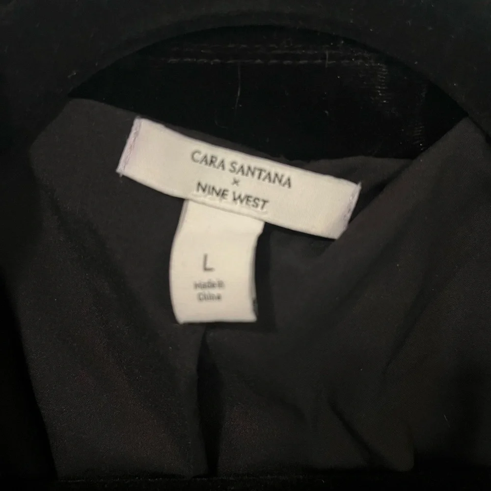 Cara Santana x Nine West Black Velvet Single Button Blazer Size Large - Picture 3 of 6